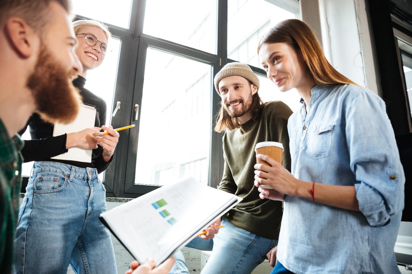 Mixul de Marketing: Ghidul Complet al Celor 4P si 7P cu Exemple Practice